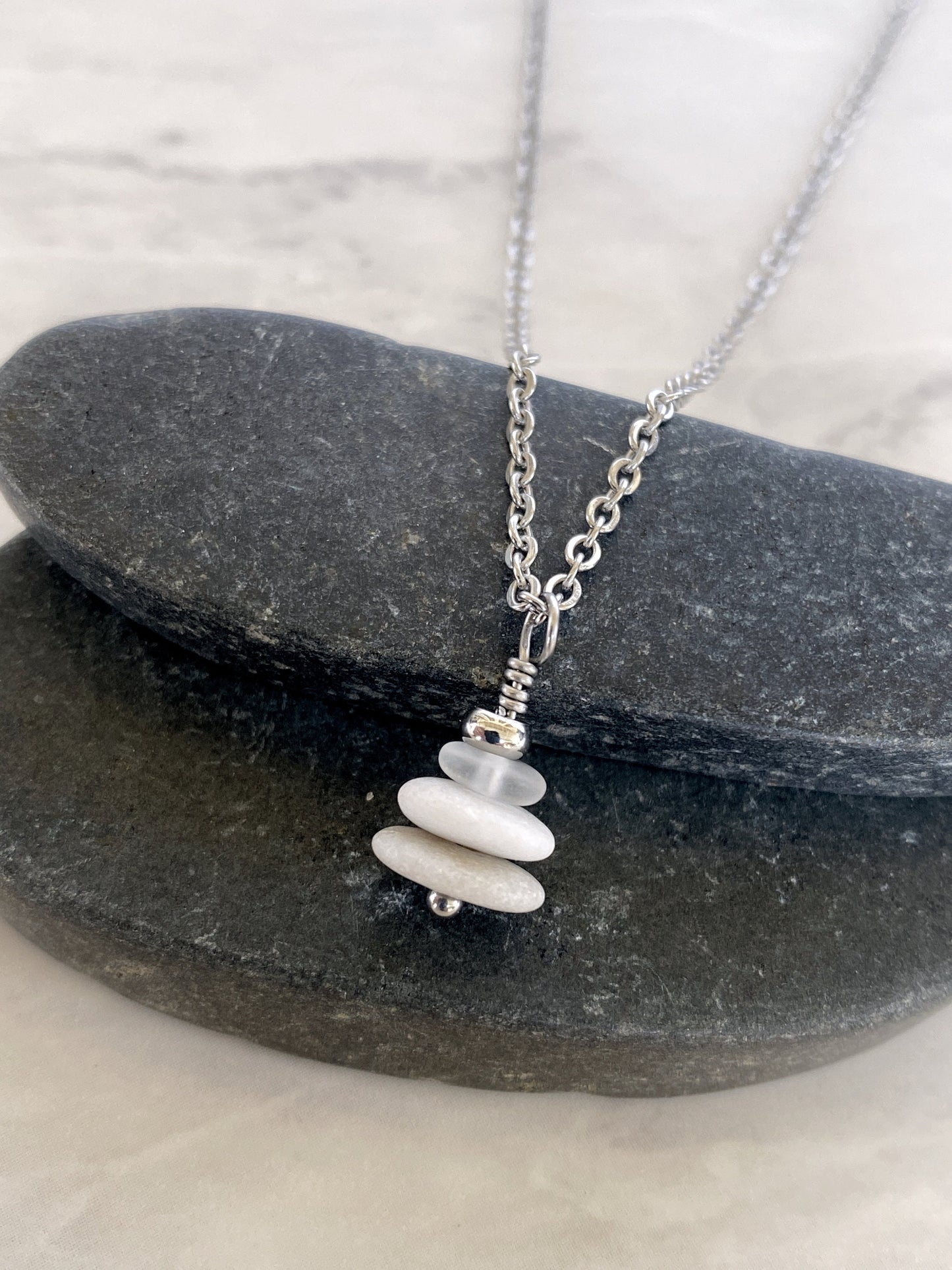 3 Stone Clear Glass Flat Cairn Necklace - Clear Glass Pebble Necklace - Stainless Steel Beach Stone Necklace - Stacked Rock Necklace