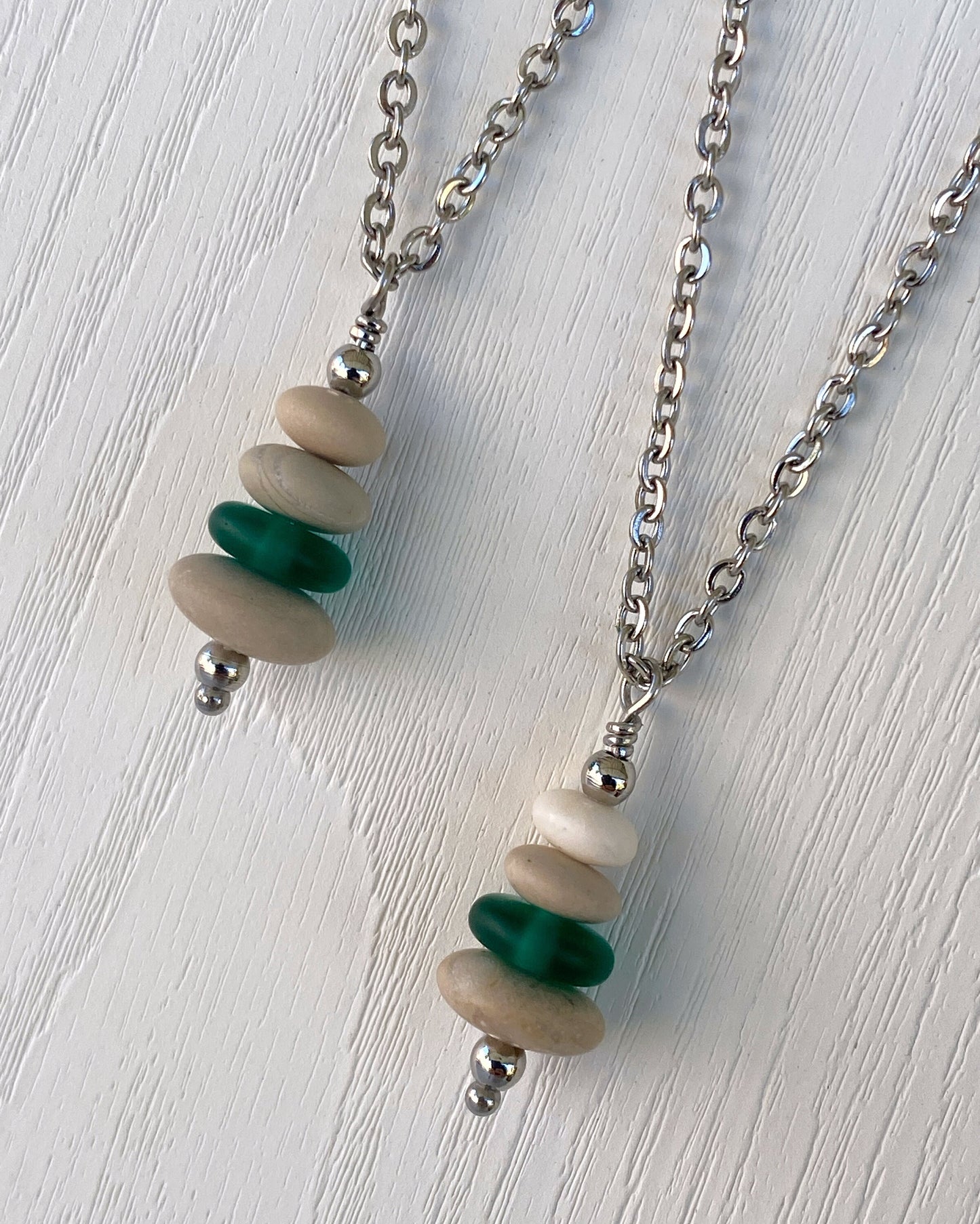 4 Stone Beige & Green Flat Pebble Cairn Necklace - Green Glass Pebble Necklace - Stainless Steel Beach Stone Necklace -Stacked Rock Necklace