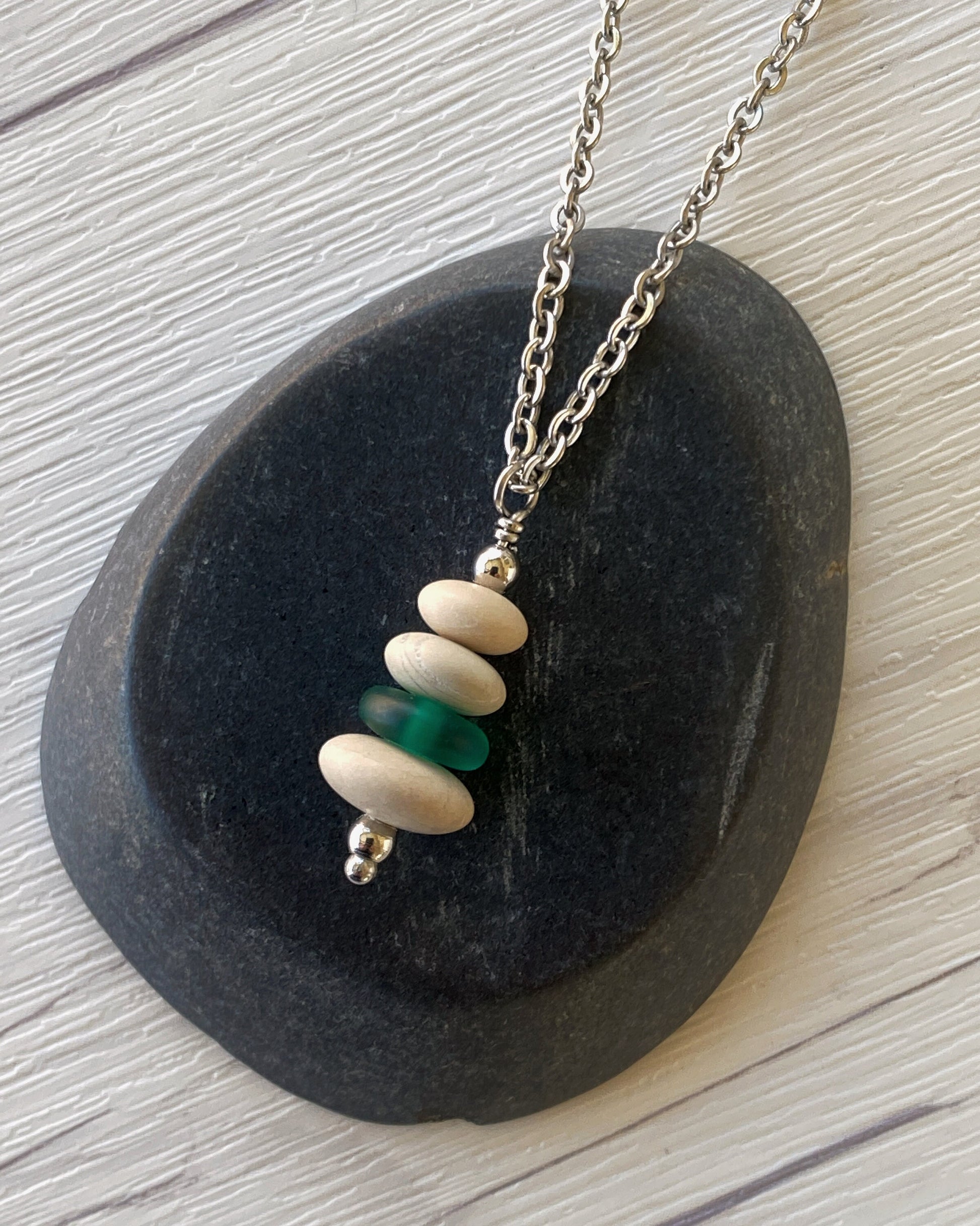 4 Stone Beige & Green Flat Pebble Cairn Necklace - Green Glass Pebble Necklace - Stainless Steel Beach Stone Necklace -Stacked Rock Necklace