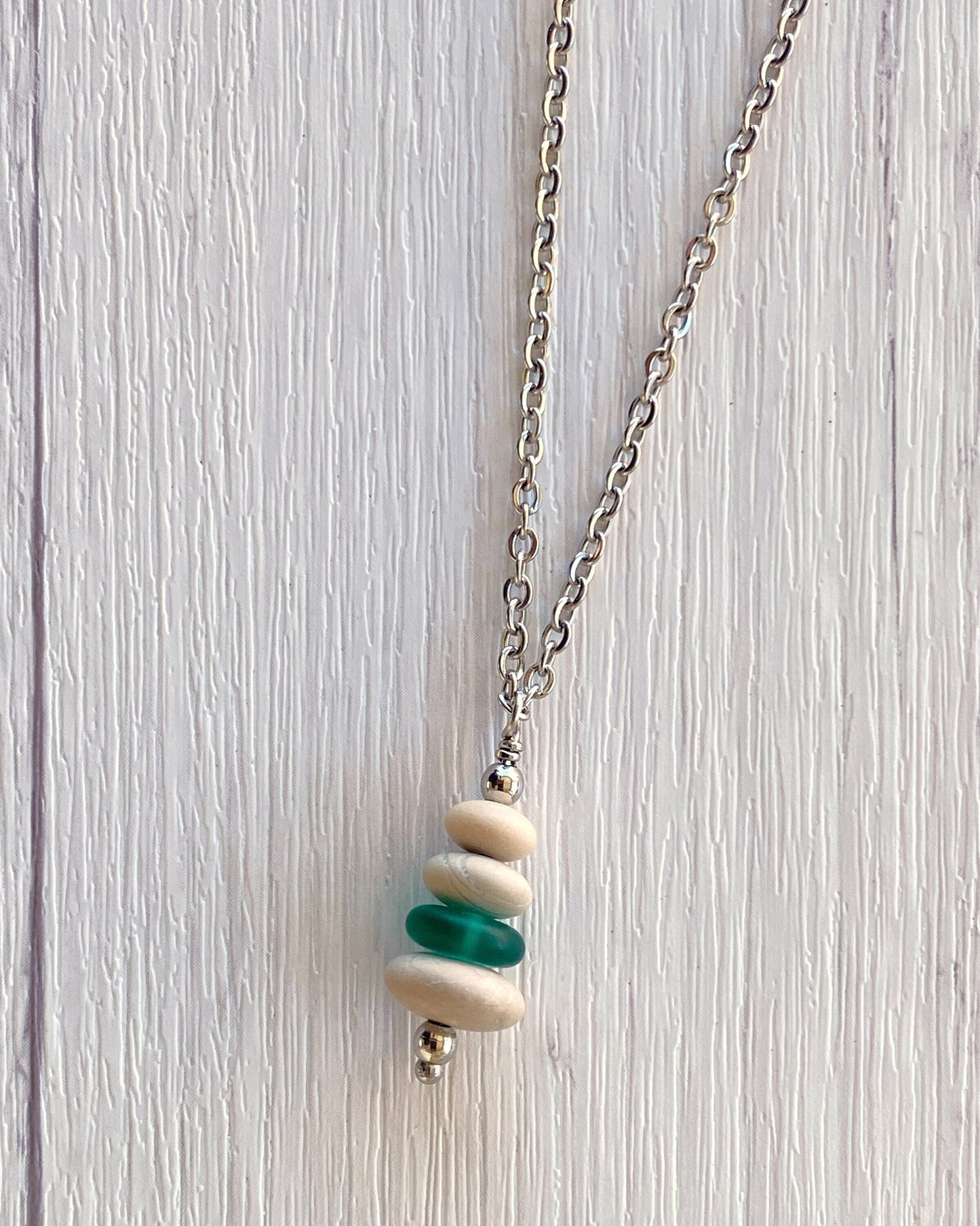 4 Stone Beige & Green Flat Pebble Cairn Necklace - Green Glass Pebble Necklace - Stainless Steel Beach Stone Necklace -Stacked Rock Necklace