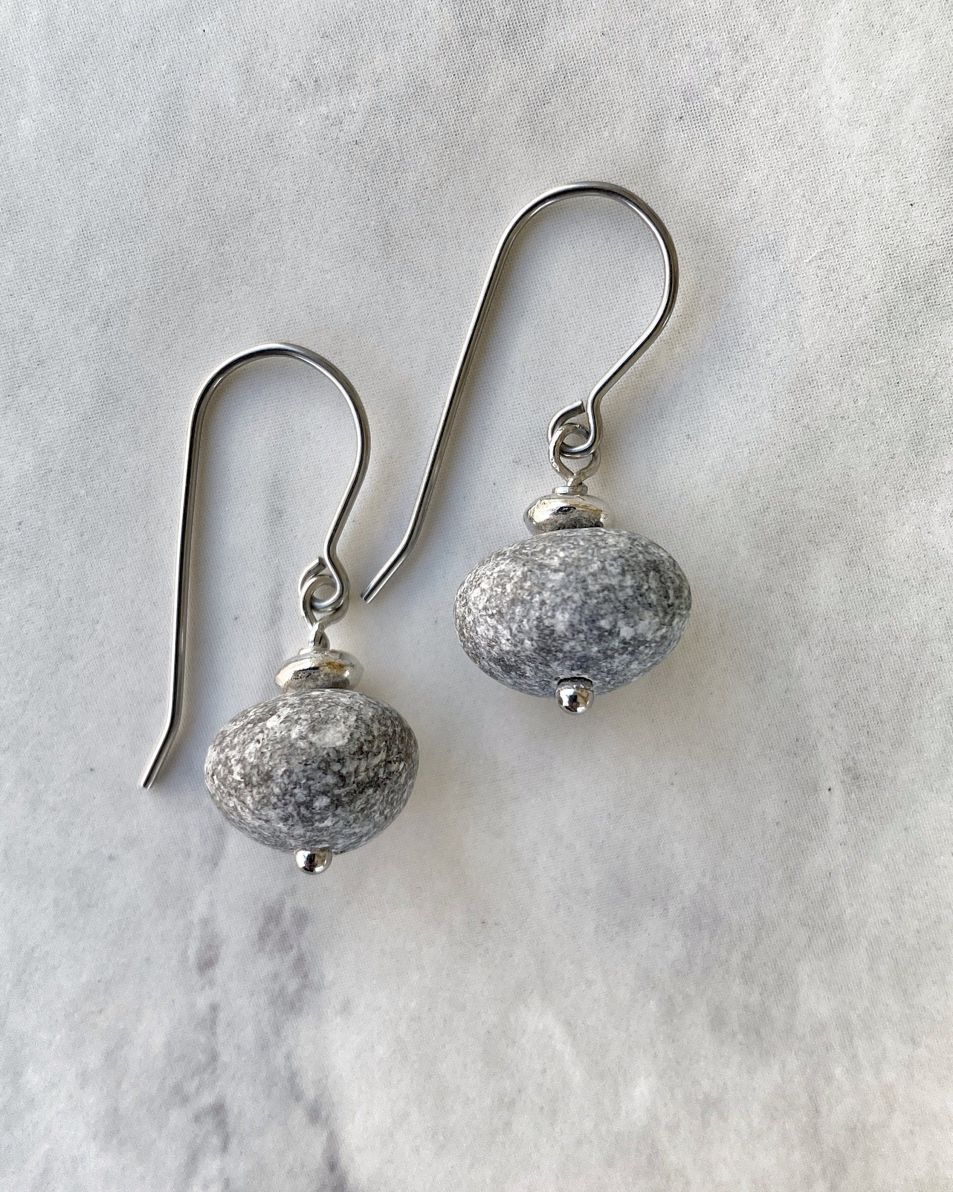 Beach Stone Earrings - Silver Stone Earrings - Silver Dangle Earrings - Beach Pebble Earrings - Natural Stone Earrings - Grey Stone Earrings