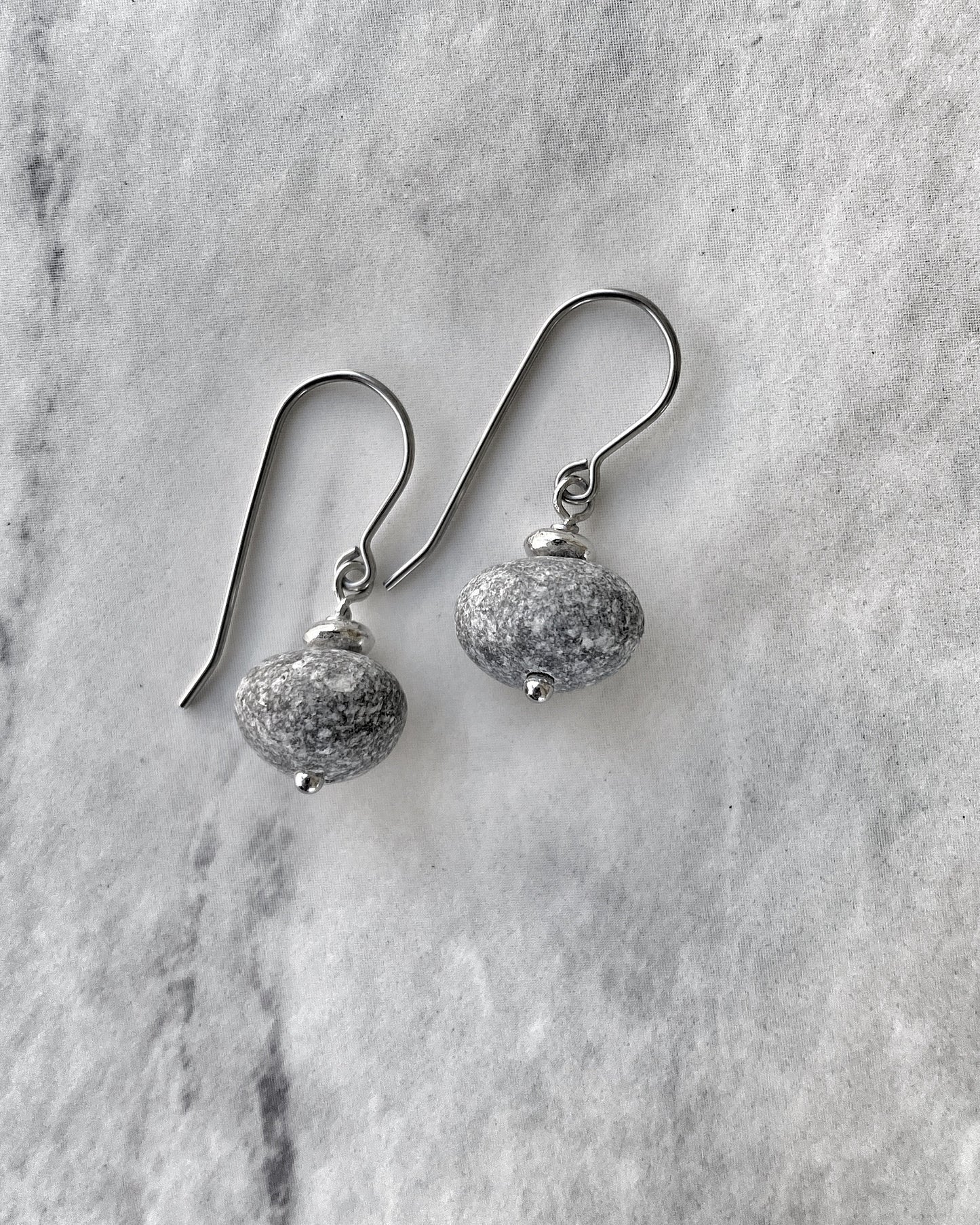 Beach Stone Earrings - Silver Stone Earrings - Silver Dangle Earrings - Beach Pebble Earrings - Natural Stone Earrings - Grey Stone Earrings
