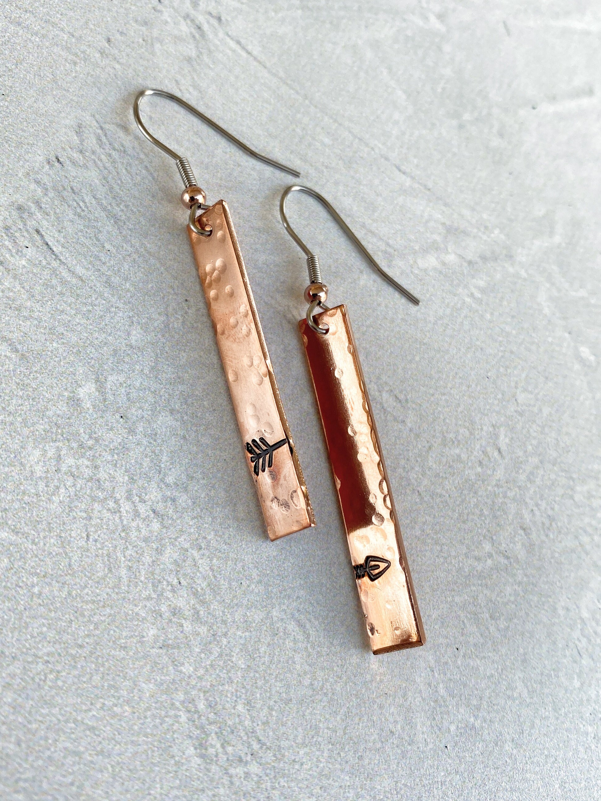 Ellie B's Creations - Hammered Copper Split Arrow Earrings - Archery Earrings - Hand Stamped Dangle Earrings - Long Copper Earrings