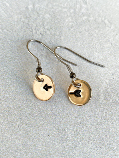 Ellie B's Creations - Round Bronze Split Arrow Earrings - Minimalist Archery Earrings - Hand Stamped Dainty Dangle Earrings