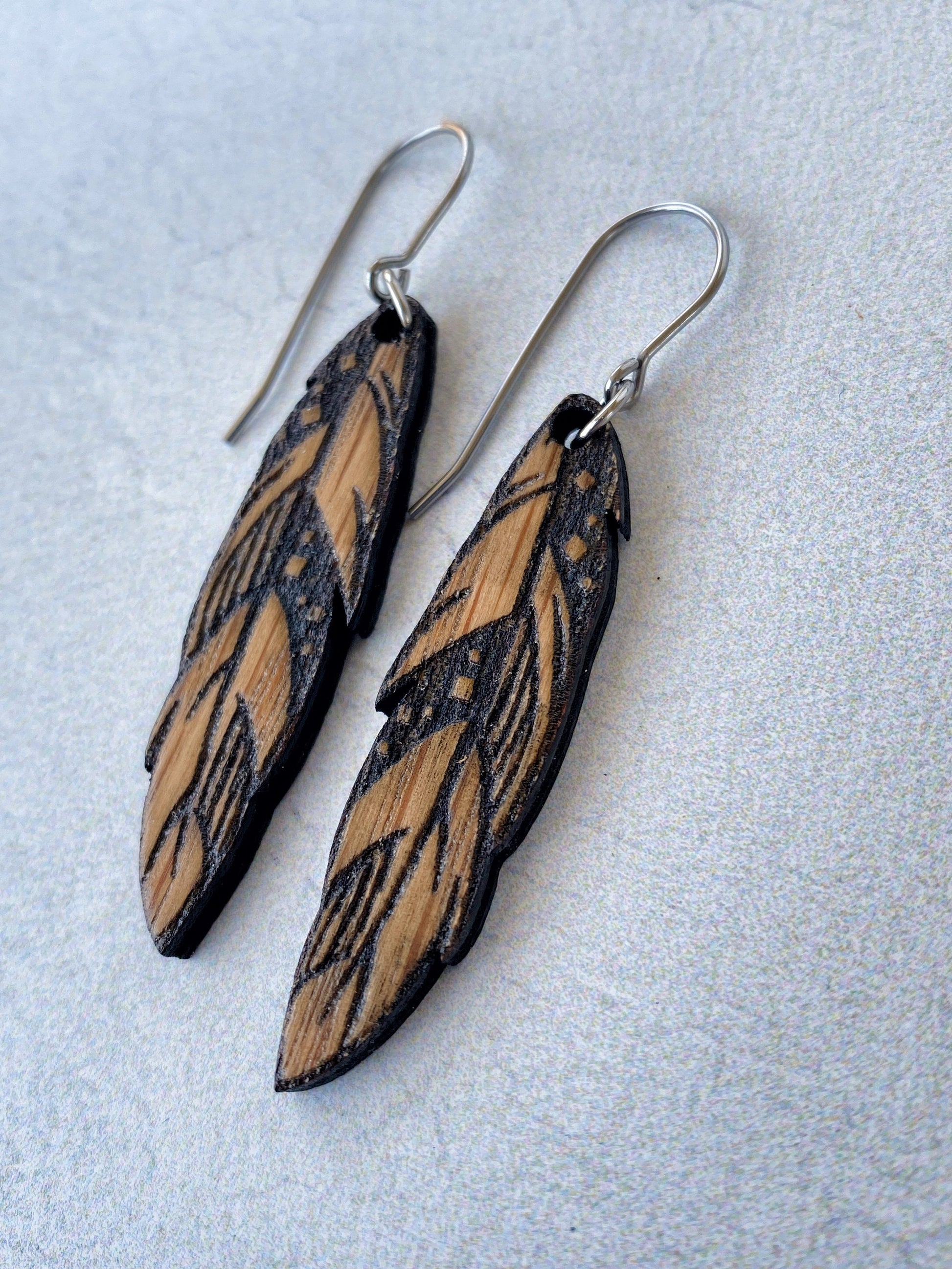 Wood Feather Earrings  - White Oak Engraved Feather Earrings - Laser Cut Earrings - Feather Dangle Earrings - Oak Dangle Earrings