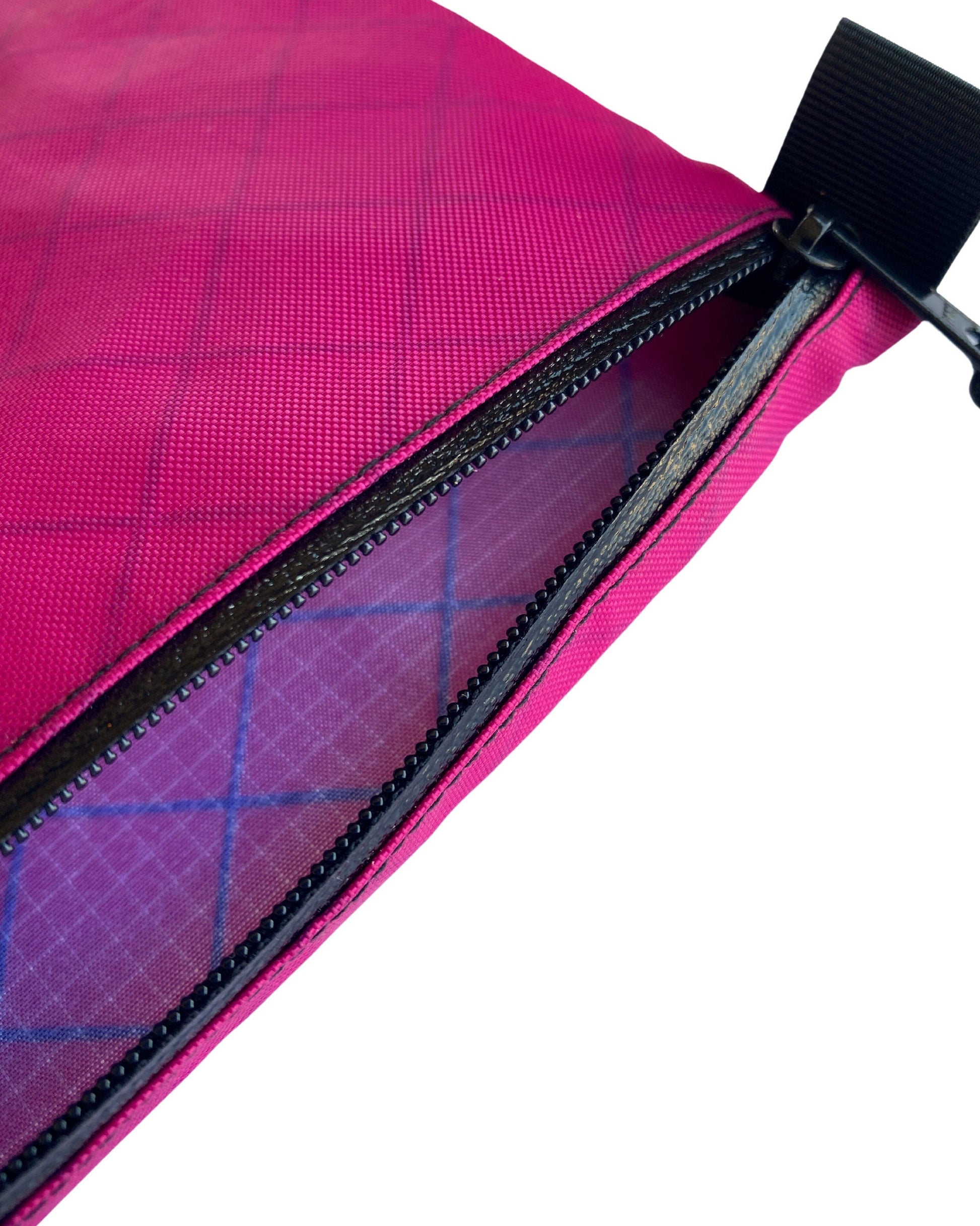 5"x7" Magenta Ultralight Ecopak EXP200 Zipper Pouch - Challenge Ecopak - Ultralight Backpacking Gear - Recycled Fabric Pouch