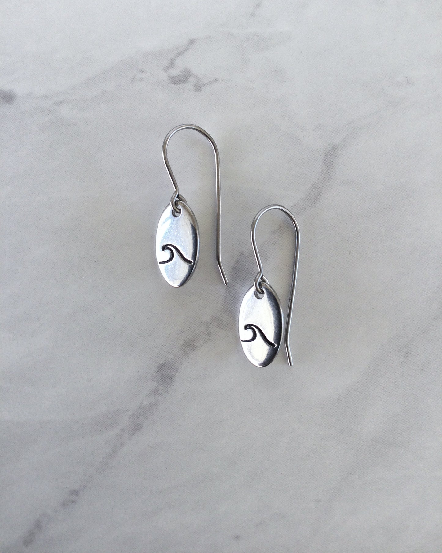 Single Wave Oval Stainless Steel Earrings
