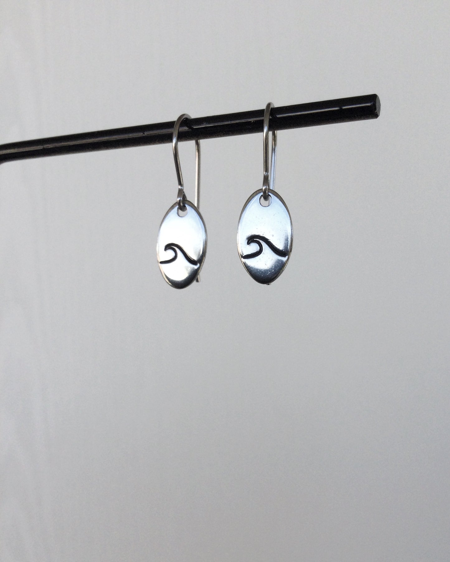 Single Wave Oval Stainless Steel Earrings